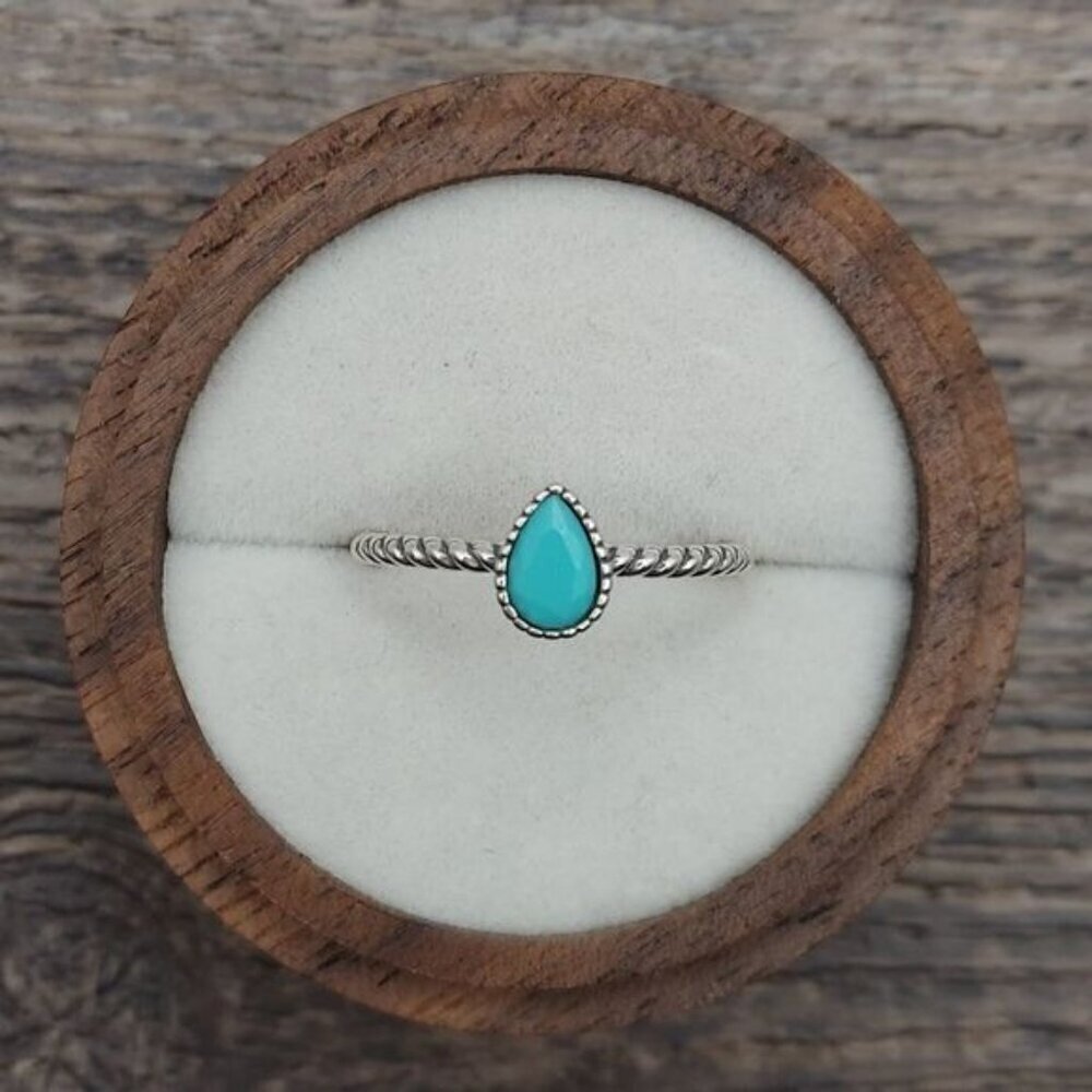 Vintage Turqouise Teardrop 925 Sterling Silver Ring